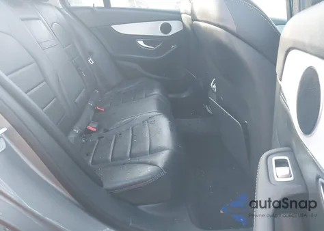 2015 Mercedes-Benz C 300 4Matic из США, поврежденный, VIN 55SWF4KBXFU028833